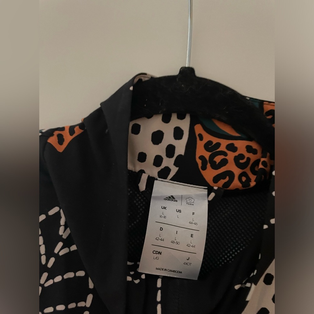Adidas Women’s Black Floral & Leopard Print Jacket - Picture 3 of 4